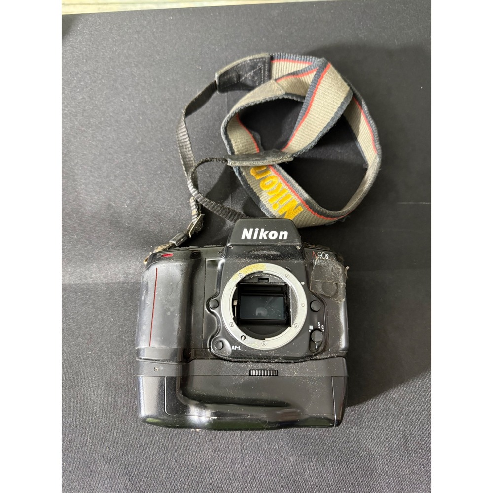 Nikon N90s 35mm SLR Film Camera Body w/ MB-10 Battery Grip Black Untested AS-IS